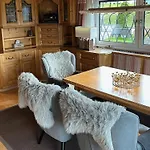 別荘 Cozy With Mountain Views *