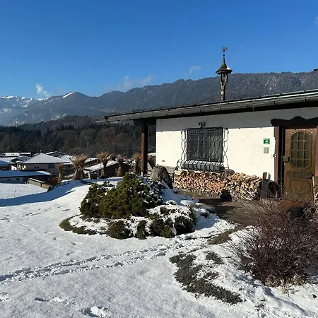 Cozy With Mountain Views