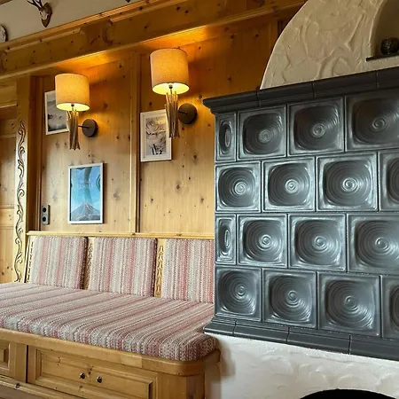 Cozy With Mountain Views Hébergement de vacances *