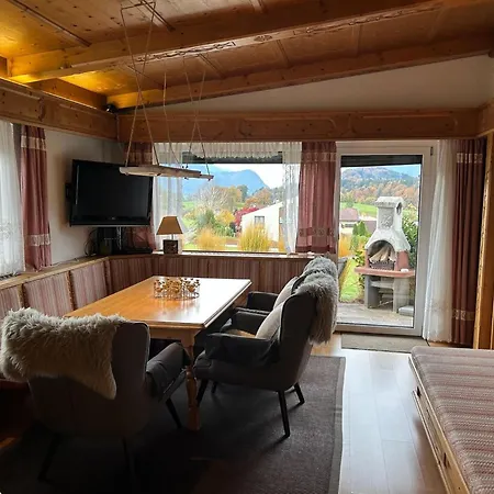 Cozy With Mountain Views Hébergement de vacances