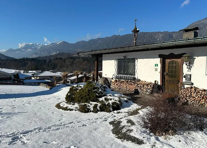 Cozy With Mountain Views