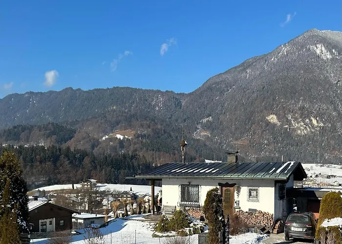 Cozy With Mountain Views Hébergement de vacances *