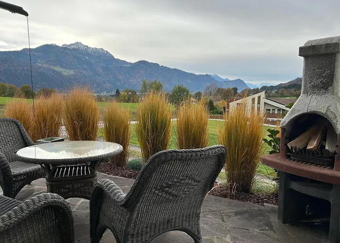 Cozy With Mountain Views *