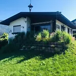 Nyaraló Cozy With Mountain Views